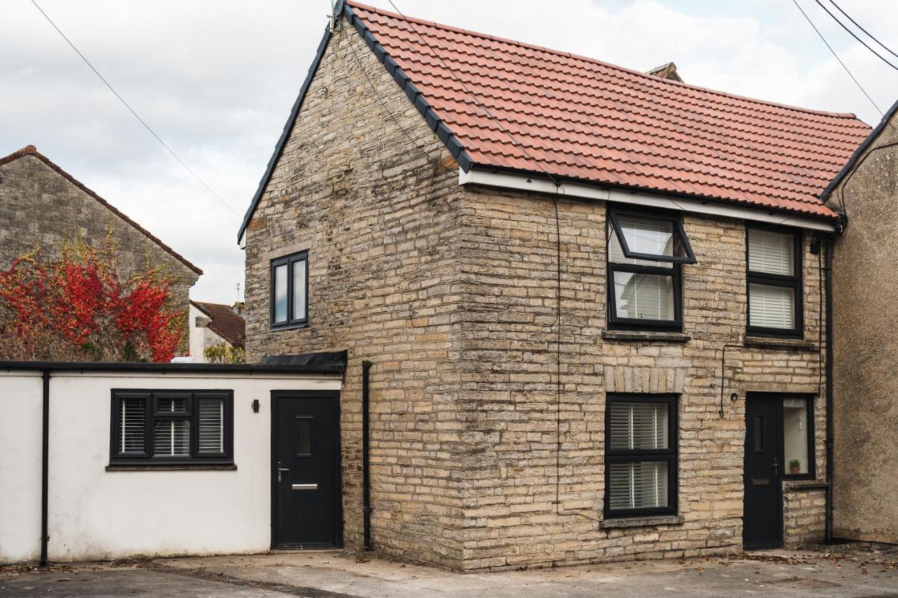 Wych Cottage, Striking 2 Bed, Parking, Ground Floor Flat - Step Free Somerton  Exterior foto