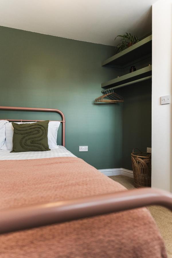 Wych Cottage, Striking 2 Bed, Parking, Ground Floor Flat - Step Free Somerton  Exterior foto